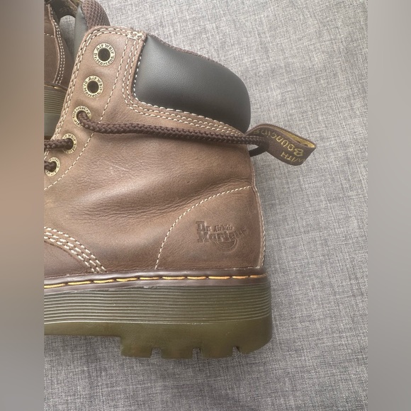 DR MARTENS ASTM F2413-11 MI/75 C/75
Size 7M B18 main image 11
